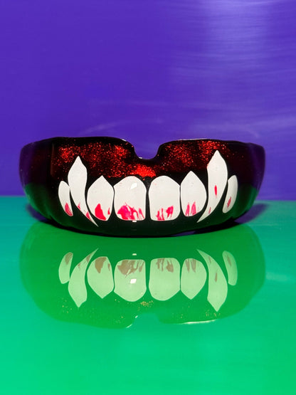 Gumshield with small grapthics.